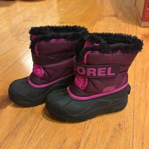 Sorel Black Pink and Purple Faux Fur Logo Waterproof Snow Winter Boots